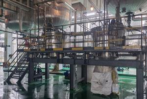 全自動刮刀離心機的用途有哪些？帶你一起了解一下。